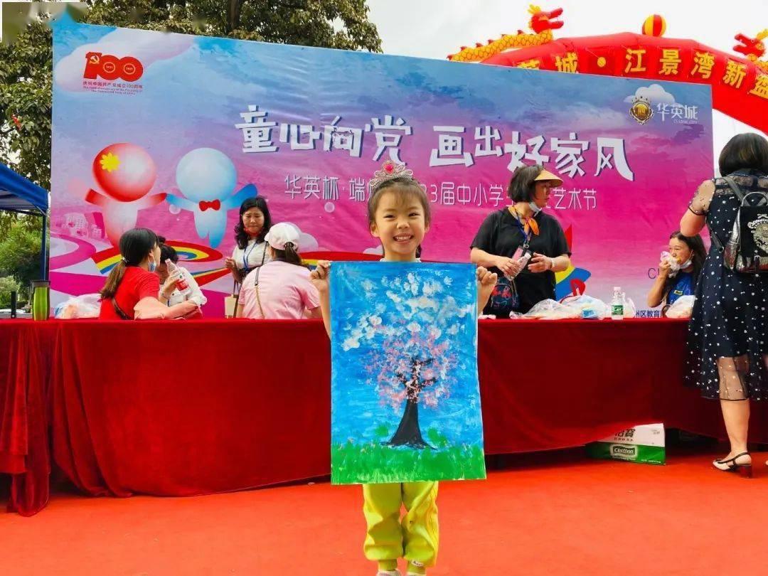 人名外格是18.天格是10.人格是16，地格为9总格为44。各格五行是什么游戏画面